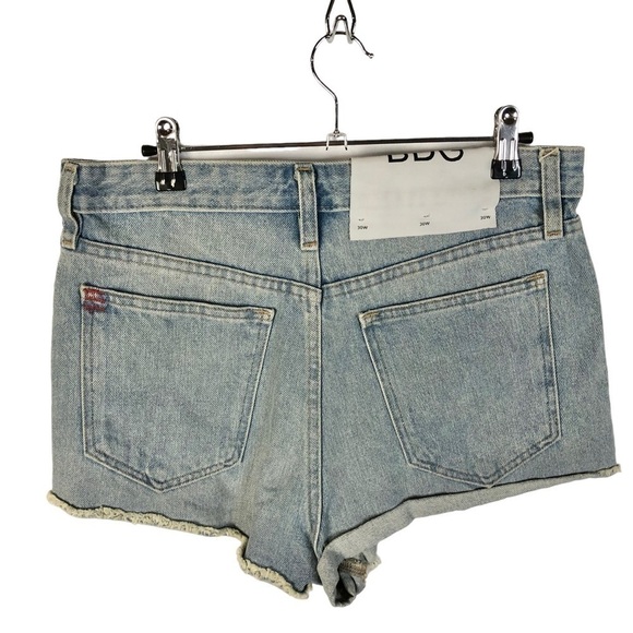 Urban Outfitters UO BDG Hamilton Light Wash Cheeky Denim Shorts 30 - Picture 2 of 3